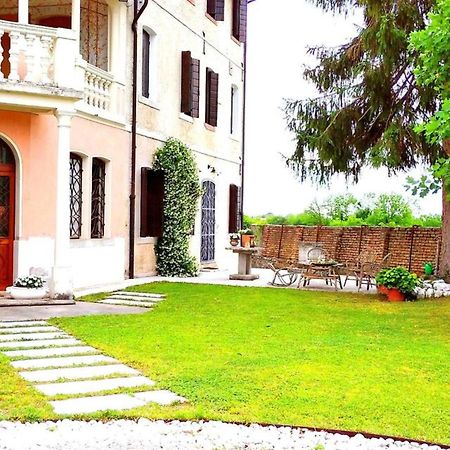 B&B Ernestine Family Home Caneva Екстериор снимка